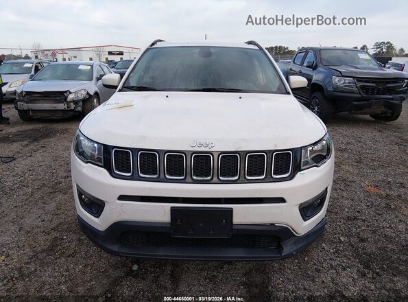 3C4NJDBB6JT256429 2018 JEEP COMPASS Белый Вид задней части салона