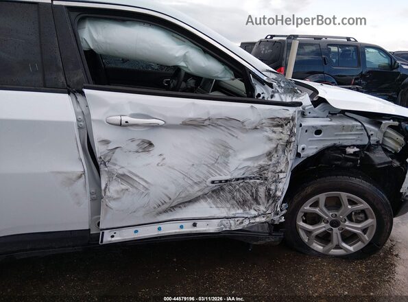 3C4NJDBN4ST529945 2025 JEEP COMPASS White Widok z przodu