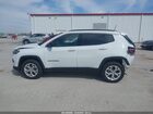 2024 Jeep Compass Latitude 4x4 White vin: 3C4NJDBN8RT105596