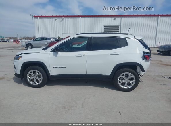 3C4NJDBN8RT105596 2024 JEEP COMPASS White 