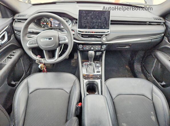 3C4NJDBN9ST618216 2025 JEEP COMPASS Black Widok deski rozdzielczej