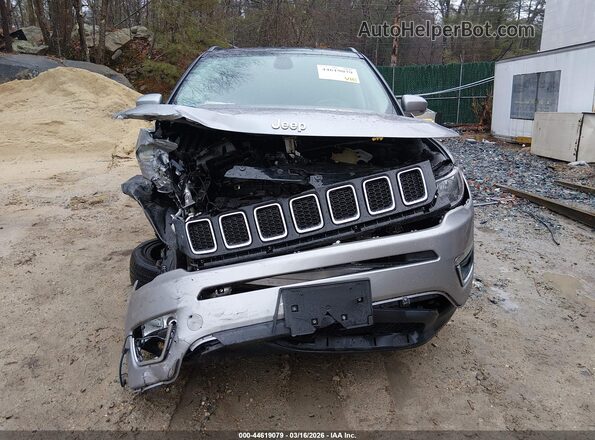 3C4NJDCB1HT680867 2017 JEEP NEW COMPASS Silver Вид задньої частини салону