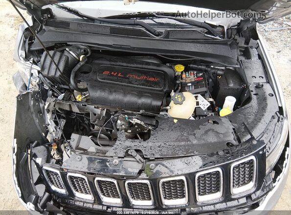 3C4NJDCB1HT680867 2017 JEEP NEW COMPASS Silver Вид ззаду