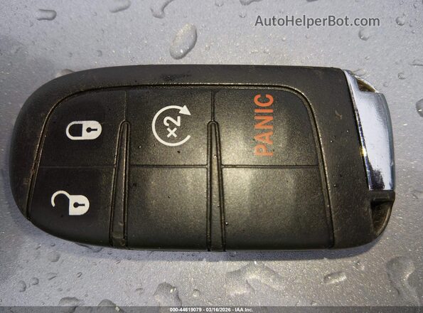 3C4NJDCB1HT680867 2017 JEEP NEW COMPASS Silver Вид панелі приладів