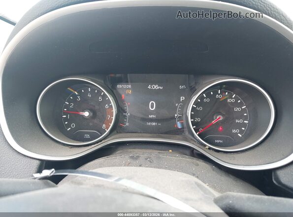 3C4NJDCB1JT283603 2018 JEEP COMPASS Gray Widok tylnych siedzeń