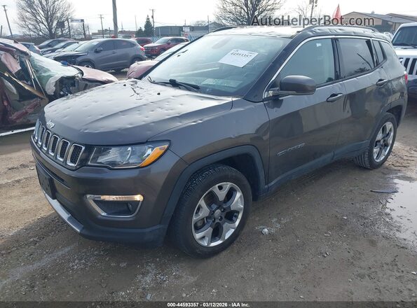 3C4NJDCB1JT283603 2018 JEEP COMPASS Gray Przód lewy