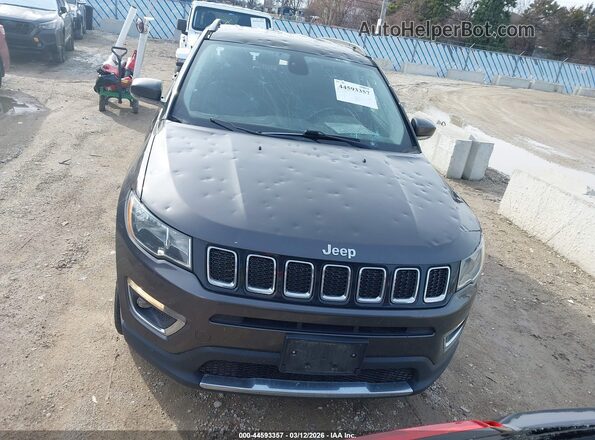 3C4NJDCB1JT283603 2018 JEEP COMPASS Gray Widok zestawu wskaźników