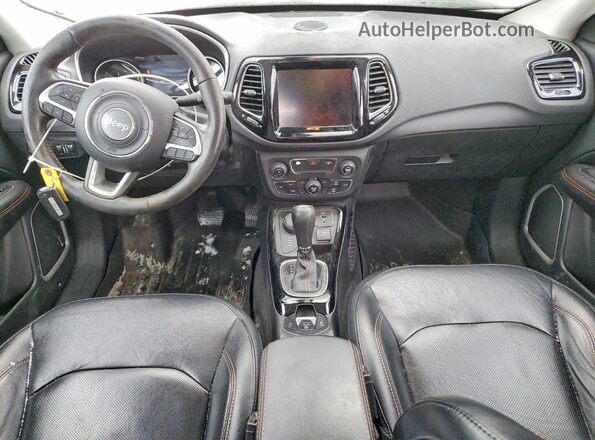 3C4NJDCB1KT734353 2019 JEEP COMPASS Red წინა პანელის ხედი