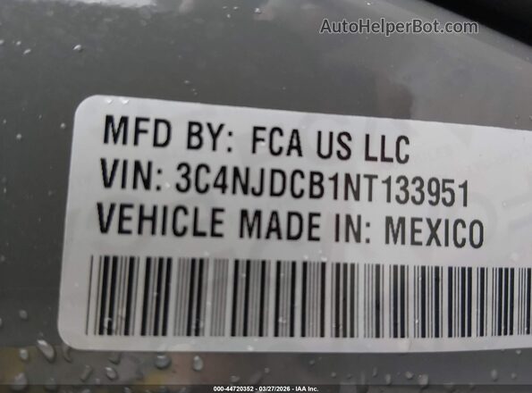 3C4NJDCB1NT133951 2022 JEEP COMPASS Серый Вид подкапотного пространства