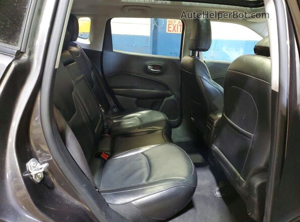 3C4NJDCB2LT105136 2020 JEEP COMPASS Gray Rear interior view