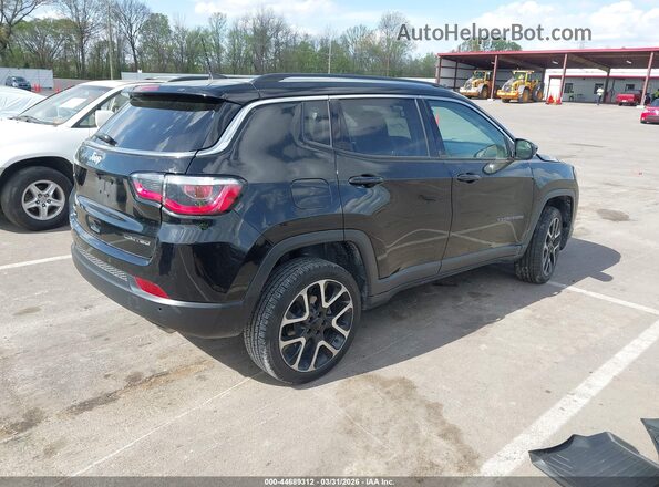 3C4NJDCB4JT436748 2018 JEEP COMPASS Black Trasero derecho