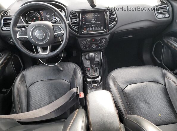 3C4NJDCB6KT673176 2019 JEEP COMPASS Charcoal Vista del salpicadero