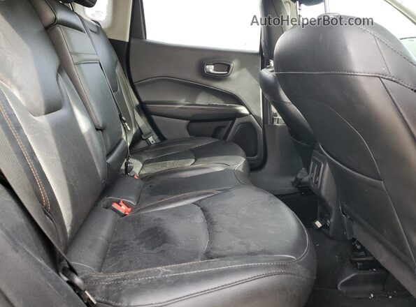 3C4NJDCB6KT673176 2019 JEEP COMPASS Charcoal Vista de los asientos traseros