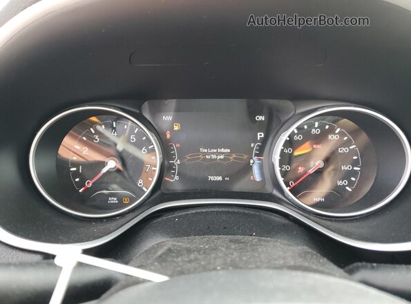 3C4NJDCB6KT673176 2019 JEEP COMPASS Charcoal Vista del cuadro de instrumentos