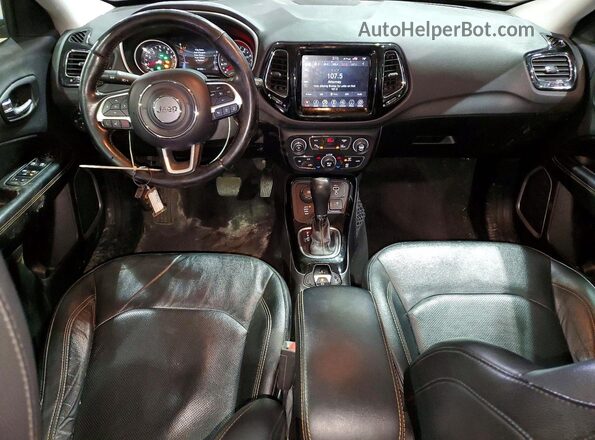 3C4NJDCB9MT603738 2021 JEEP COMPASS Черный Вид панели приборов