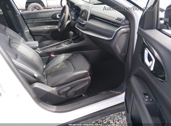 3C4NJDCN9TT177722 2026 JEEP COMPASS Белый Вид салона спереди