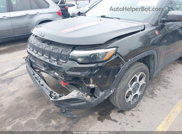 3C4NJDDB0NT191290 2022 JEEP COMPASS Черный Вид спереди