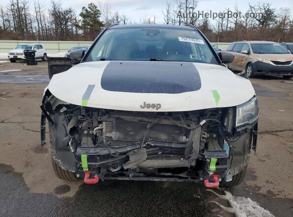 3C4NJDDB2MT548063 2021 JEEP COMPASS Белый Вид спереди