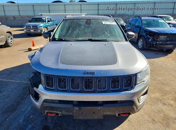 3C4NJDDB5KT627904 2019 JEEP COMPASS Серый Вид спереди