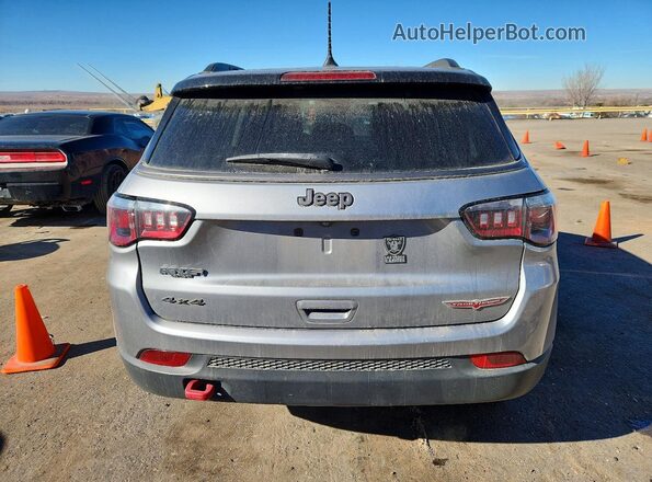 3C4NJDDB5KT627904 2019 JEEP COMPASS Серый Вид сзади