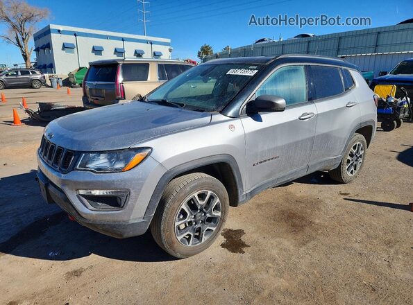 3C4NJDDB5KT627904 2019 JEEP COMPASS Серый Передняя левая четверть