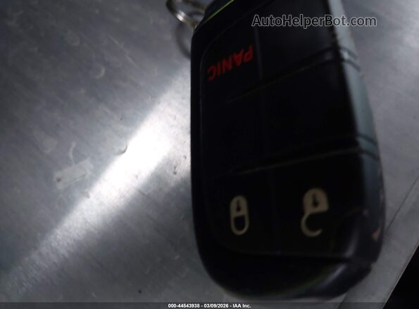 3C4NJDDB5LT224376 2020 JEEP COMPASS Белый Вид панели приборов