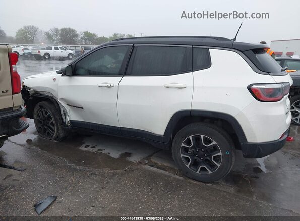 3C4NJDDB5LT224376 2020 JEEP COMPASS Белый Панорамный вид салона 360°