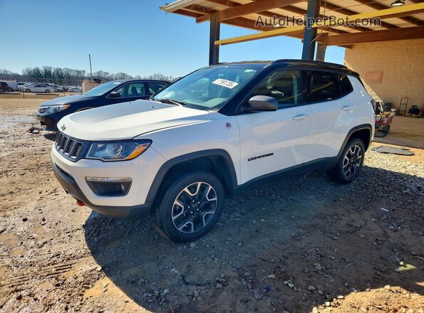 3C4NJDDB7KT682001 2019 JEEP COMPASS White Առջևի ձախ երեք քառորդ տեսարան