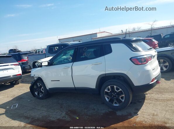 3C4NJDDB9JT163496 2018 JEEP COMPASS Белый Панорамный вид салона 360°