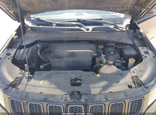 3C4NJDDB9LT170497 2020 JEEP COMPASS Черный Вид сзади