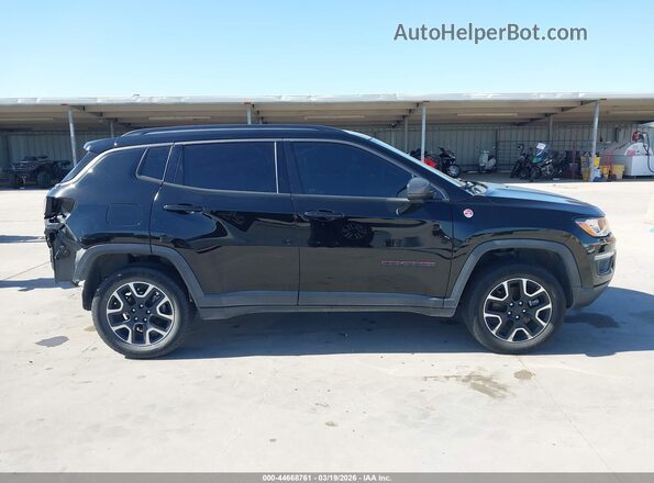 3C4NJDDB9LT170497 2020 JEEP COMPASS Черный Панорамный вид салона 360°