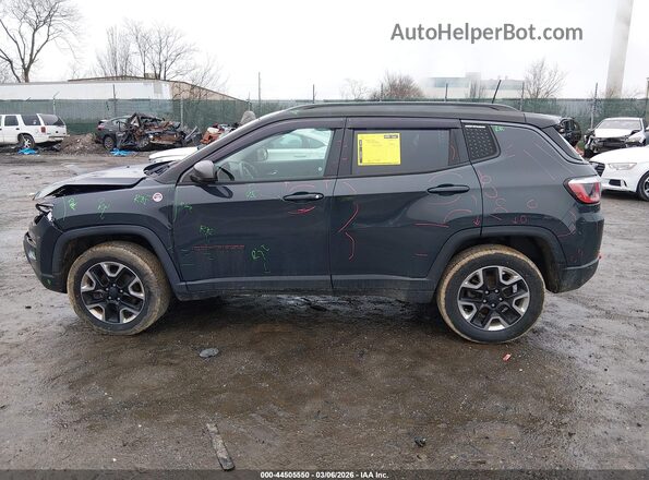 3C4NJDDBXJT270072 2018 JEEP COMPASS Черный Панорамный вид салона 360°
