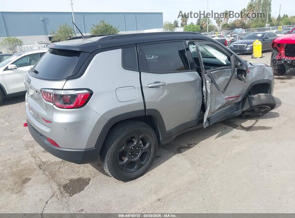 3C4NJDDN2PT566772 2023 JEEP COMPASS Серебряный Задняя правая четверть