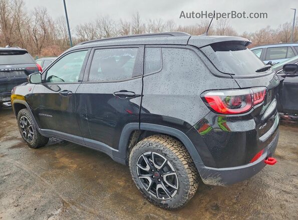 3C4NJDDN9ST570021 2025 JEEP COMPASS Черный Задняя левая четверть