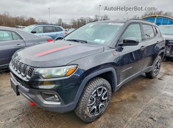 3C4NJDDN9ST570021 2025 JEEP COMPASS Черный Передняя левая четверть