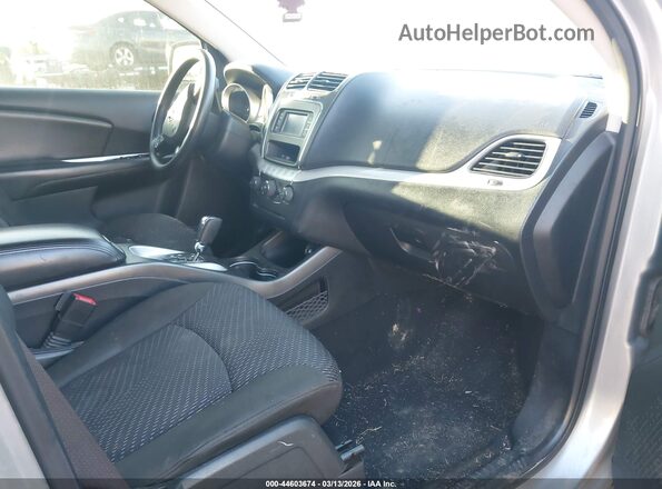 3C4PDCAB1LT243571 2020 DODGE JOURNEY Серебряный Вид салона спереди
