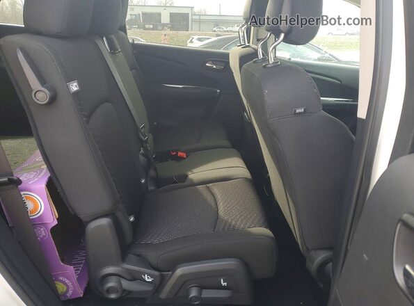 3C4PDCBB6KT784385 2019 DODGE JOURNEY White Rear interior view