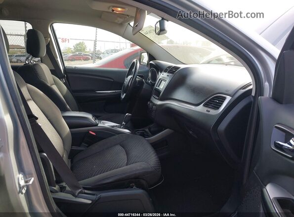 3C4PDCBB9HT557331 2017 DODGE JOURNEY Gray Front interior view