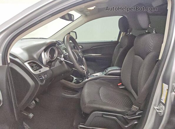 3C4PDCBBXKT773633 2019 DODGE JOURNEY Silver Вид салону спереду