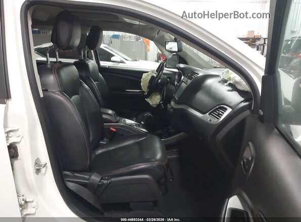 3C4PDDEG4JT141772 2018 DODGE JOURNEY Белый Вид салона спереди