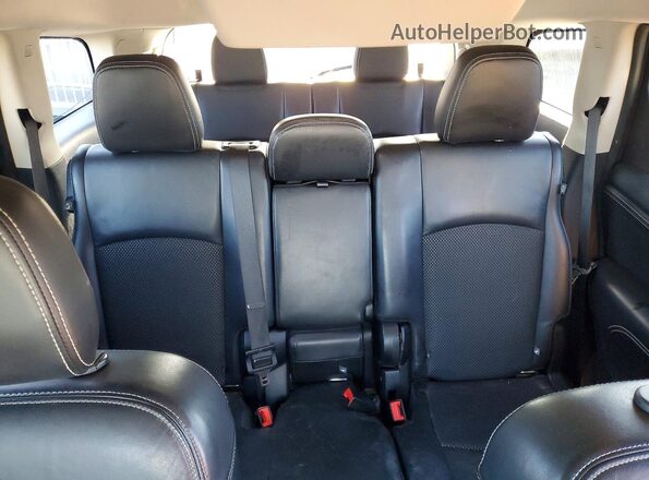 3C4PDDGG1JT386574 2018 DODGE JOURNEY Серебряный Вид задних сидений