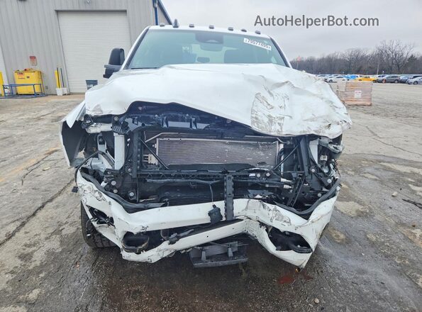 3C63R5DL0SG514005 2025 RAM 2500 White Widok z przodu