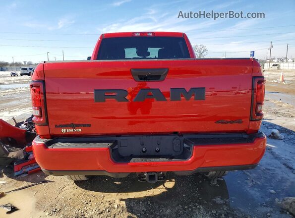 3C63R5DL0TG178566 2026 RAM 2500 Красный Вид сзади