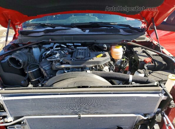 3C63R5DL0TG178566 2026 RAM 2500 Красный Вид задней части салона
