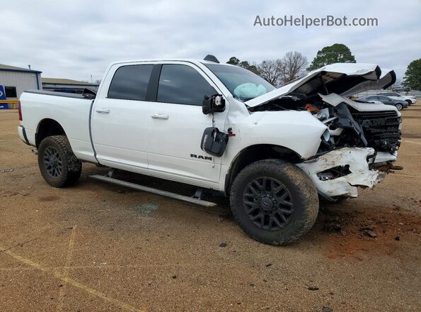 3C63R5FL2SG558441 2025 RAM 2500 Белый Передняя правая четверть