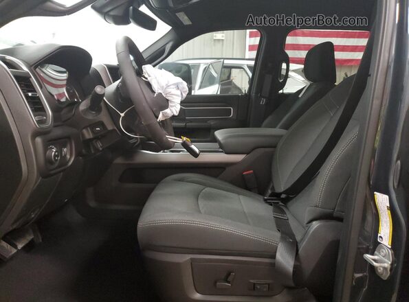3C63R5JL5TG168331 2026 RAM 2500 Угольный Вид салона спереди