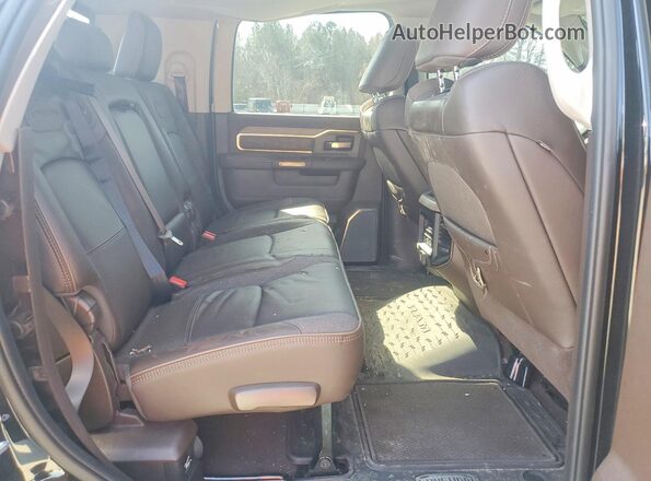3C63R5TL1SG501295 2025 RAM 2500 Черный Вид задних сидений