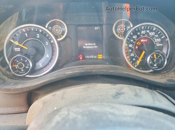 3C63RRGL1KG648363 2019 RAM 3500 Белый Вид щитка приборов