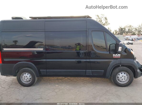 3C6LRVCG2ME577139 2021 RAM PROMASTER 2500 Black Widok wnętrza z tyłu