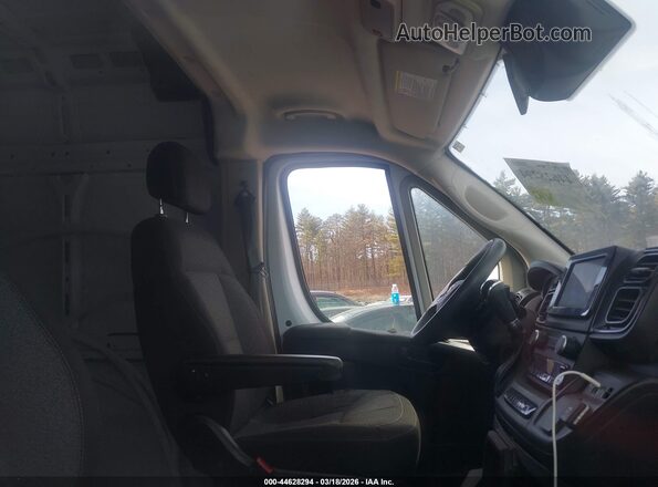 3C6LRVDG2NE125076 2022 RAM PROMASTER 2500 Белый Вид салона спереди
